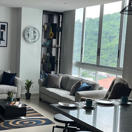 New Luxury Apartment With King - Size Bed Ceibos Гуаякіль Екстер'єр фото